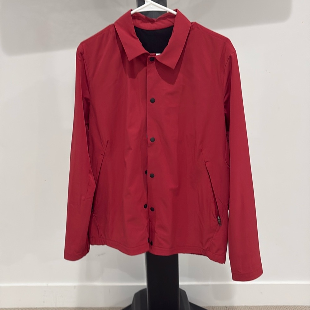 Lululemon coaches jacket, worn ONCE size men’s small